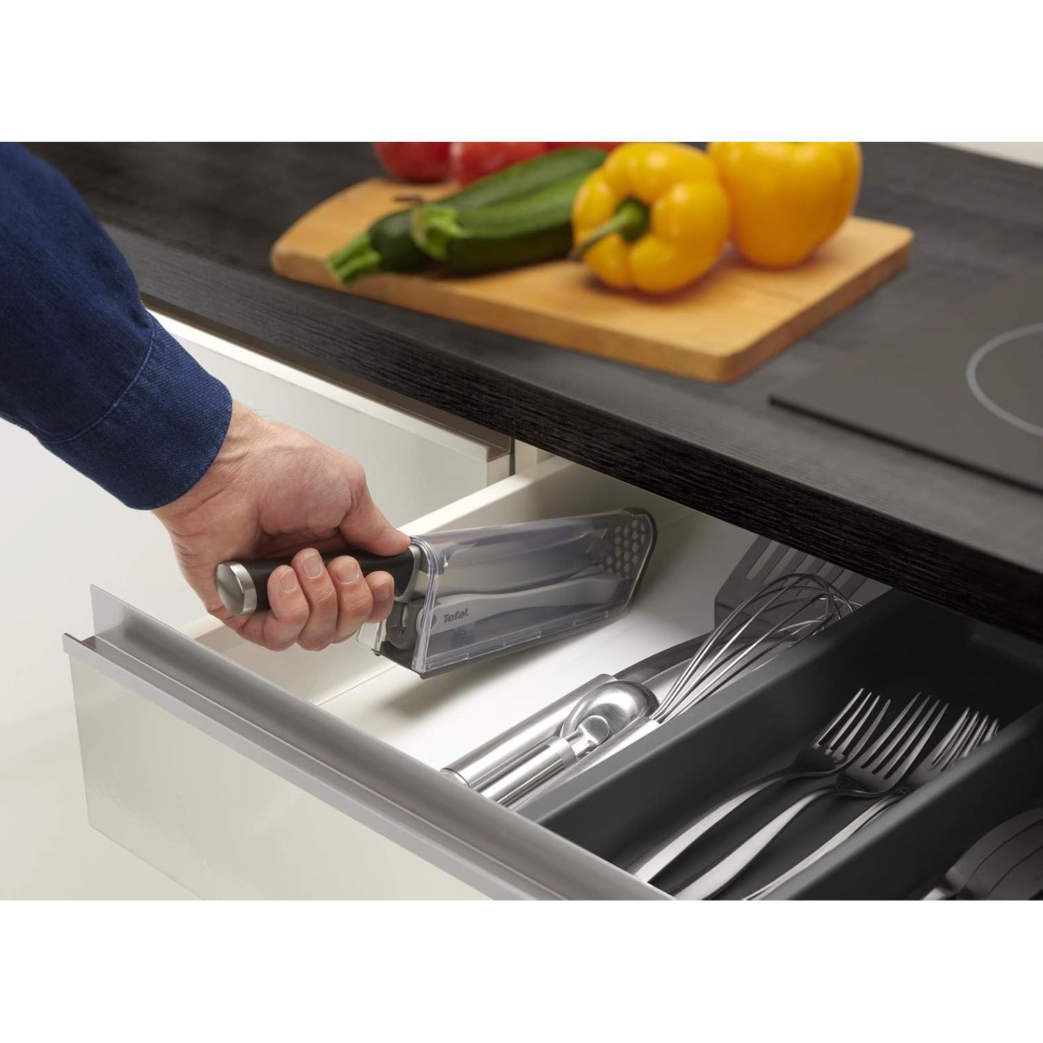 Tefal Knife Ever Sharp 16.5 cm سكين مع مبراة Tefal Knife Ever Sharp 16.5 cm سكين مع مبراة