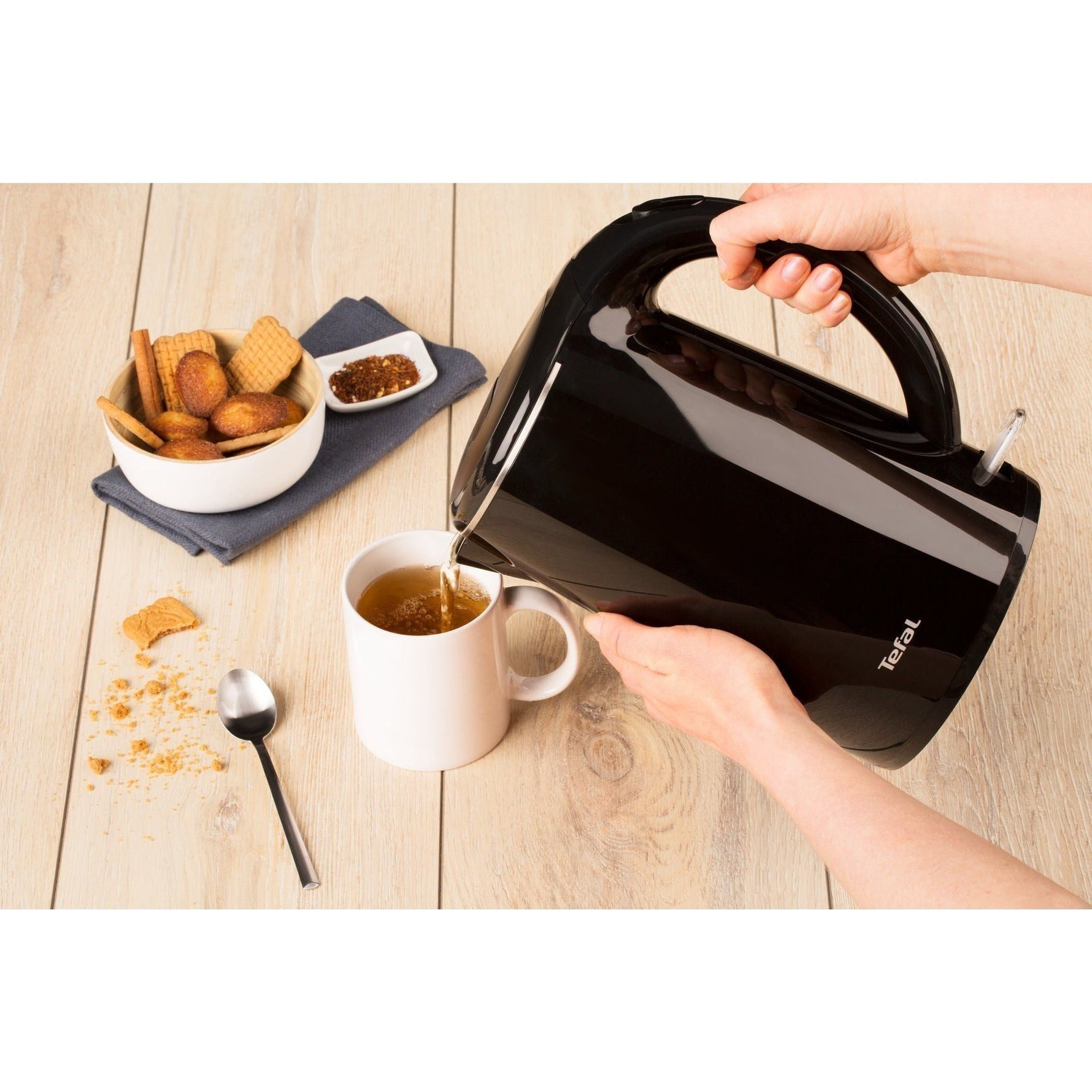 Tefal سخان ماء Safe Tea 1.7 لتر أسود Tefal سخان ماء Safe Tea 1.7 لتر أسود
